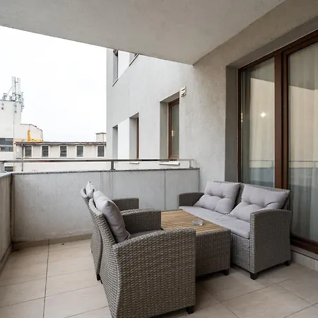 Haven With Balcony *